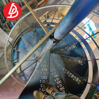 Винтовая, металлическая лестница