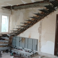 Лестница консольная