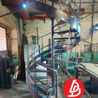 Винтовая, металлическая лестница