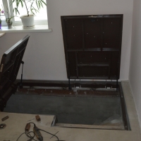 Люк под плитку двойной