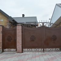 Ворота распашные из мет. листа