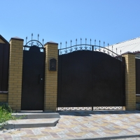 Ворота распашные из мет. листа