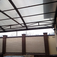 Навес из поликарбоната  POLYGAL