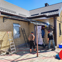 Навес - козырек.