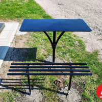 Стол большой на одной ножке