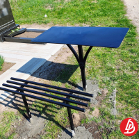 Стол большой на одной ножке