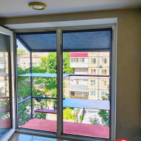 Вольер на все окно