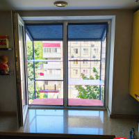 Вольер на все окно