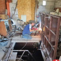 Люк в подвал двойной