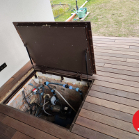 Люк обшитый деревом