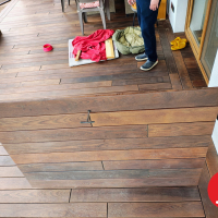 Люк обшитый деревом