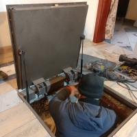 Люк под плитку 3