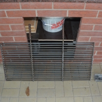 Решетка на барбекю.