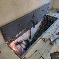 Автоматический люк на подвал.