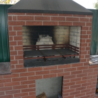 Решетка на барбекю.