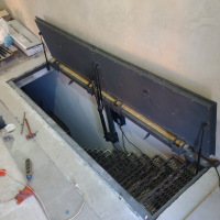 Автоматический люк на подвал.