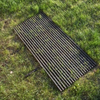 Решетка на барбекю.