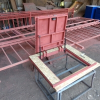 Люк под плитку