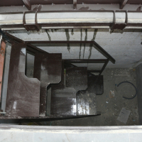 Люк в подвал под плитку