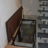 Автоматический люк в подвал