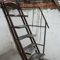 Люк в подвал под плитку