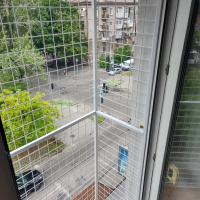 Вольер для кота на большое окно