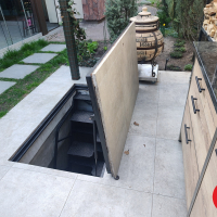 Люк автоматический обшитый