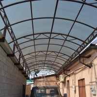 Навес из поликарбоната  POLYGAL