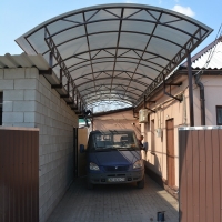 Навес из поликарбоната  POLYGAL