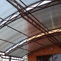 Навес из поликарбоната  POLYGAL