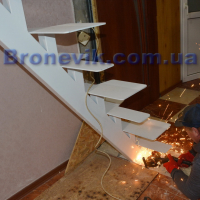 Лестница на одном косоуре