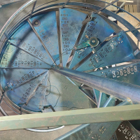 Винтовая, металлическая лестница