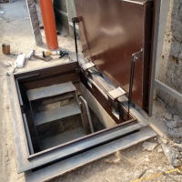 Люк уличный 1