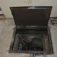 Люк в полвал