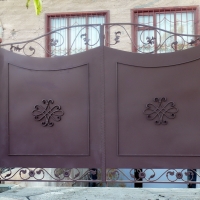 Ворота распашные из мет. листа