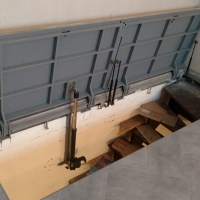 Люк автоматический