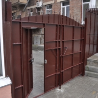 Ворота распашные из мет. листа