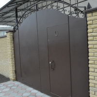 Ворота распашные из мет. листа