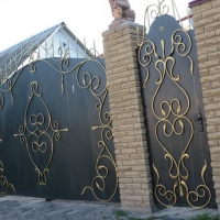 Ворота распашные из мет. листа