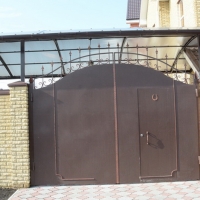 Ворота распашные из мет. листа