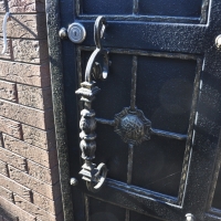 Ворота распашные из мет. листа