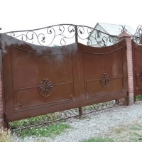 Ворота распашные из мет. листа