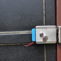 Ворота распашные из мет. листа