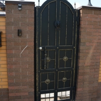 Ворота распашные из мет. листа