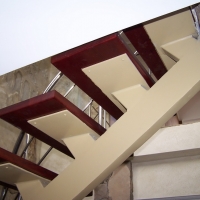 Лестница радиусная на одном косоуре