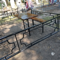 Столик и лавочки из лиственницы