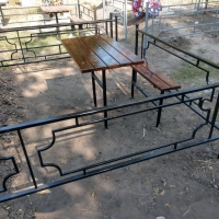 Столик и лавочки из лиственницы