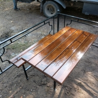 Столик и лавочки из лиственницы