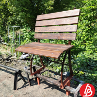 Лавочка обшитая деревом