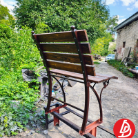 Лавочка обшитая деревом